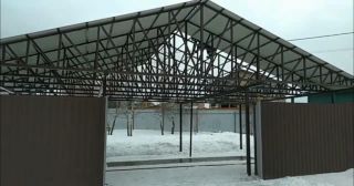 Двускатные навесы из профнастила Балахна, цена от 1790 руб.